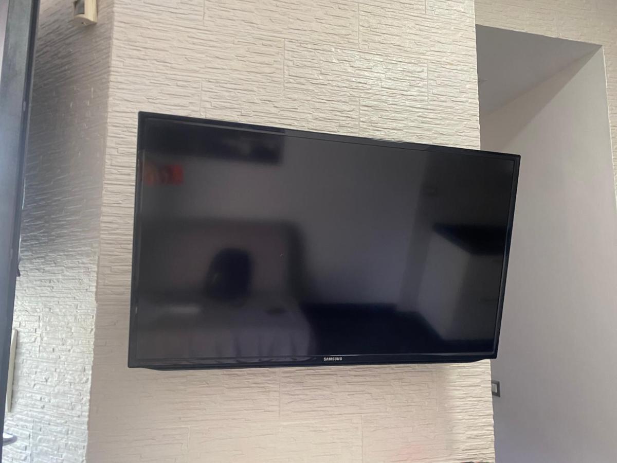 Napoli Centro Casa Con Due Camere E Cucina Екстериор снимка